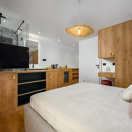 Apartment In Old Town By Waterfront *